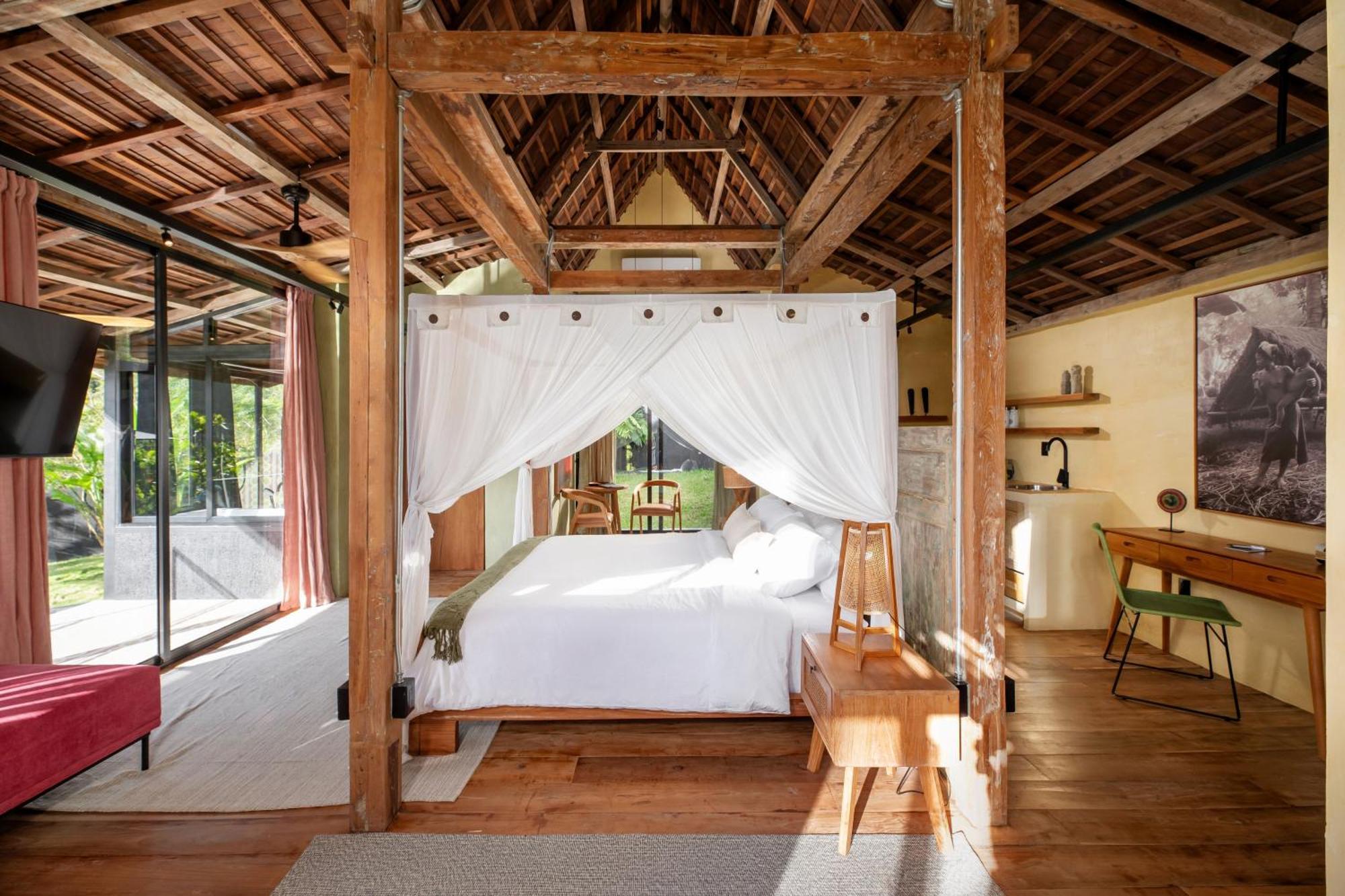 Sumba Lodge Manuel Antonio Exterior foto